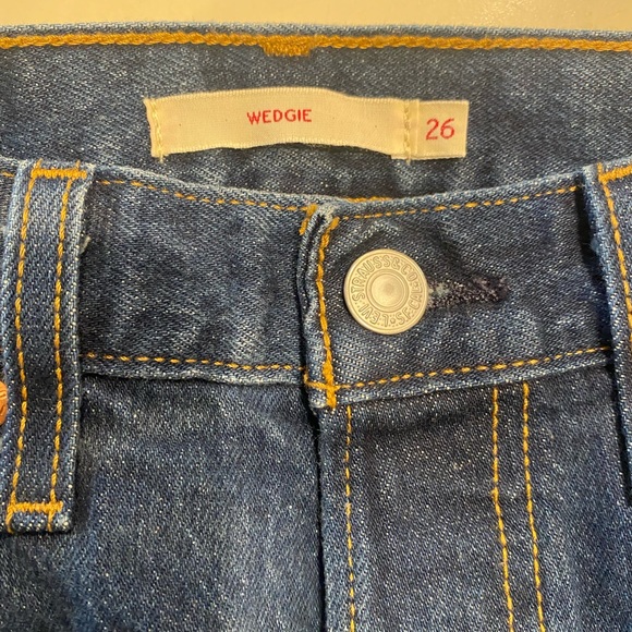 Levi’s Wedgie Jeans - Picture 5 of 10